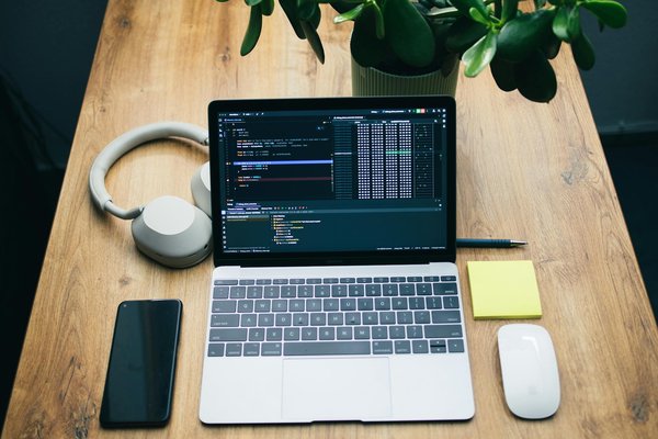 Comment développer une application mobile sécurisée en utilisant les meilleures pratiques de sécurité?